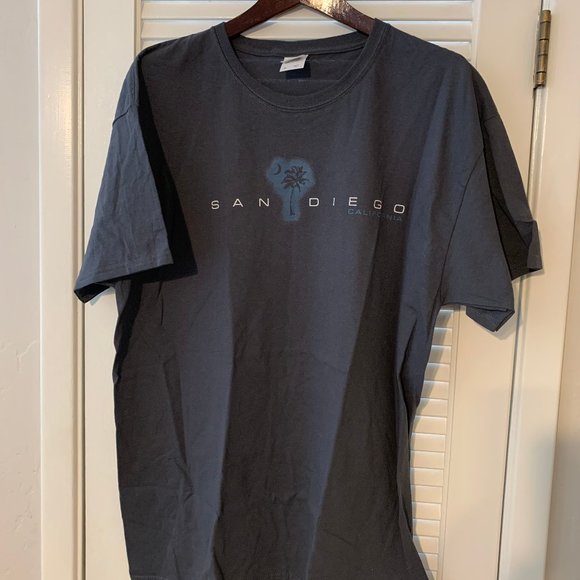 T-Shirt Fruit of the Loom Size SAN DIEGO Souvenir Tee Shirt Gray XL - Picture 1 of 3